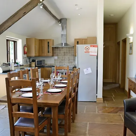 The Old Forge * West Lutton